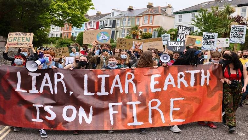 UK rapper takes his anti-plastic rhymes to G7 summit - Vimarsana News