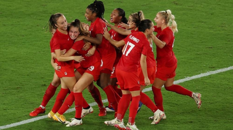 Canada Take Women's Gold After Shootout Win Over Sweden - The Himalayan ...