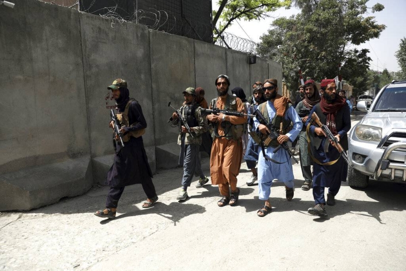 Taliban violently disperse rare protest; 1 killed, 6 wounded - The ...