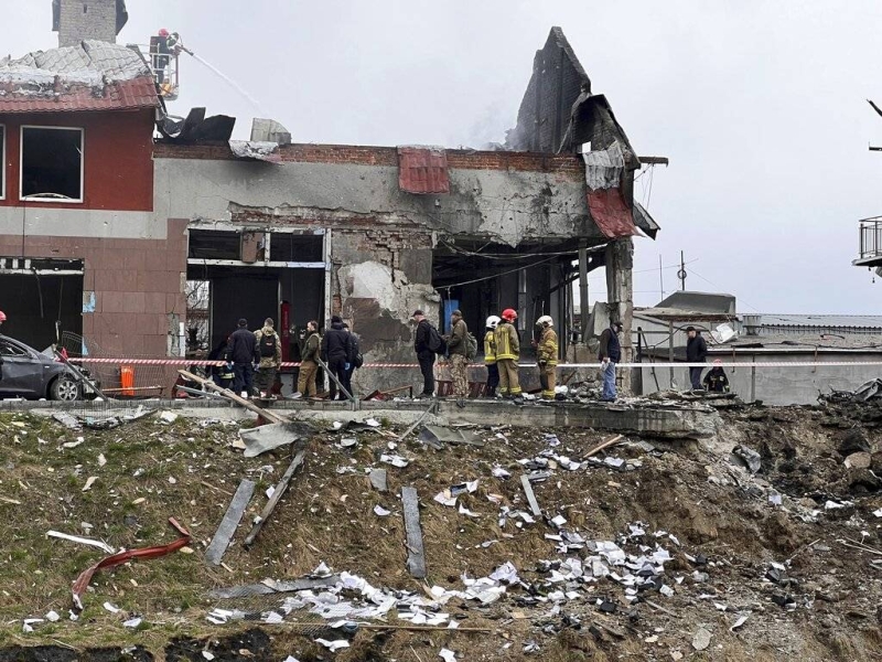 Ukrainian officials: Russian strikes kill at least 7 in Lviv - The ...
