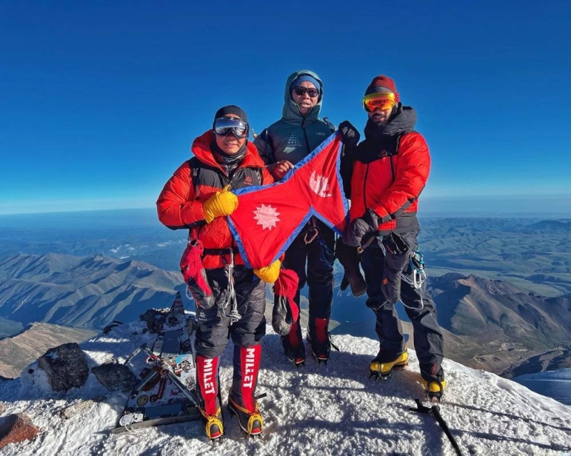 mingma sherpa seven summit treks