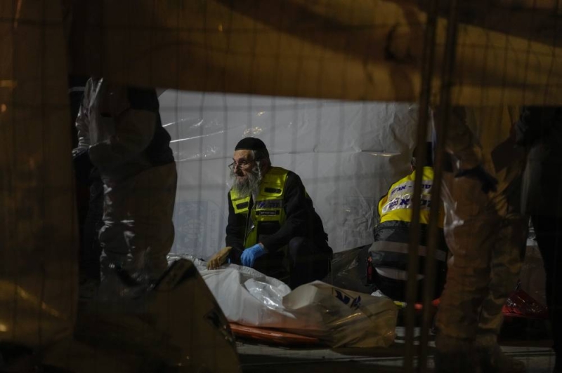 Palestinian Gunman Kills 7 Near Jerusalem Synagogue - The Himalayan ...