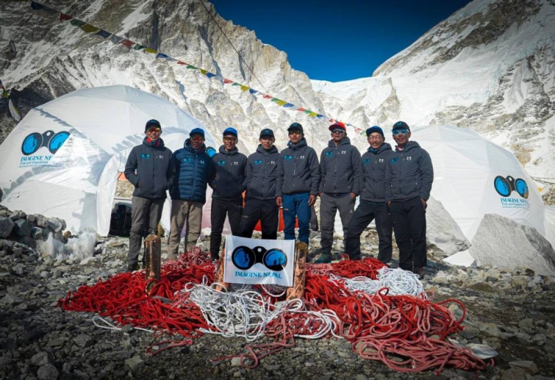 Everest records season's first summit as route opens from Nepal side - The  Himalayan Times - Nepal's  English Daily Newspaper | Nepal News, Latest  Politics, Business, World, Sports, Entertainment, Travel, Life Style News