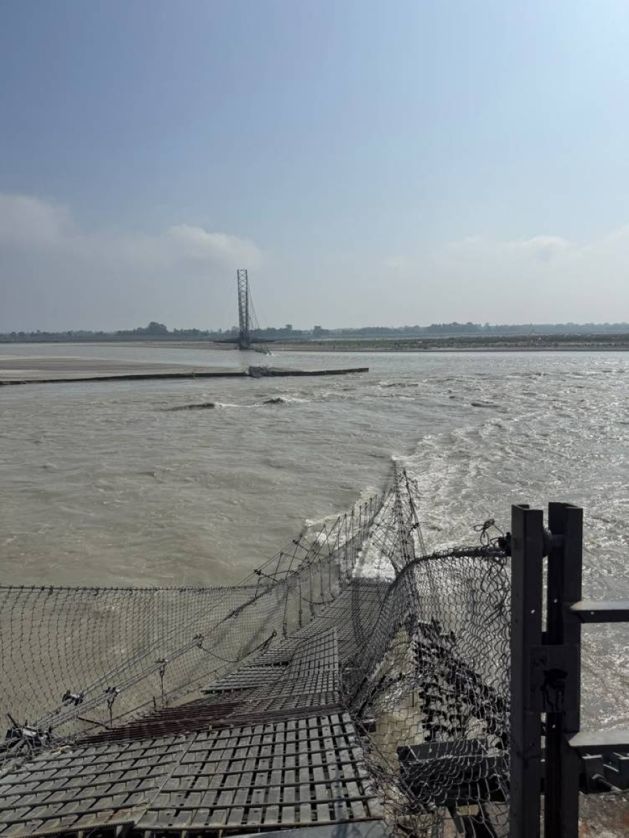 Mahakali bridge pillar breaks, disrupting Dodhara-Chandani link