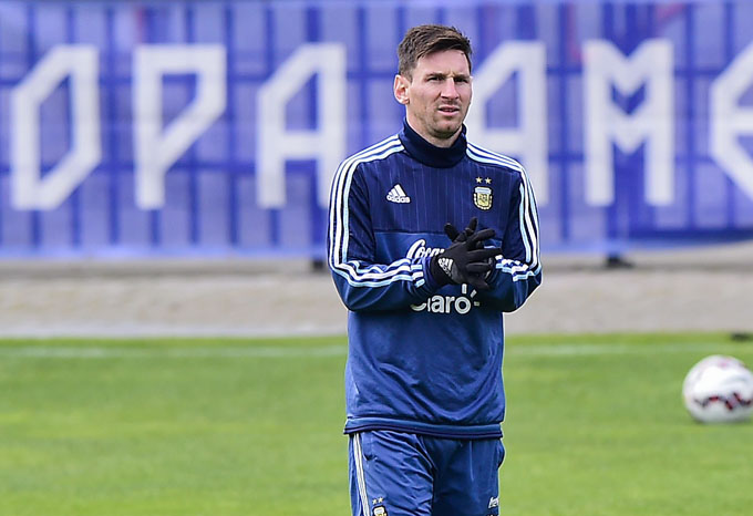 Argentina's Lionel Messi takes part in a training session in Concepcion, Chile, on July 1, 2015 during the 2015 Copa America football championship. Argentina and Chile will play the final on July 4.  Photo: AFP 