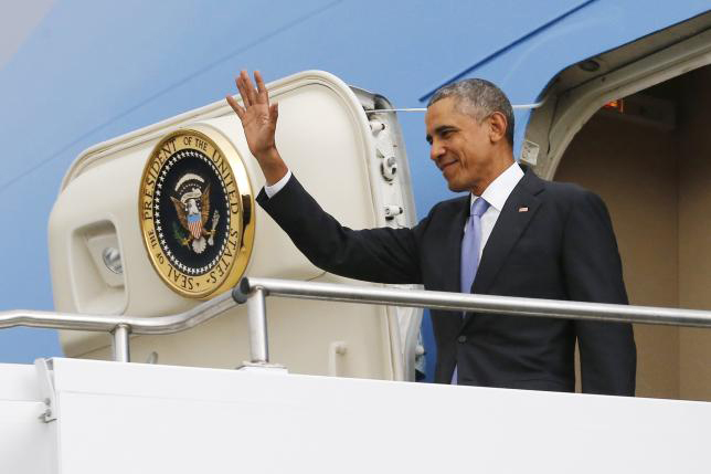 US President Barack Obama arrives aboard Air Force One at Bole International Airport in Addis Ababa, Ethiopia July 26, 2015. Photo: Reuters