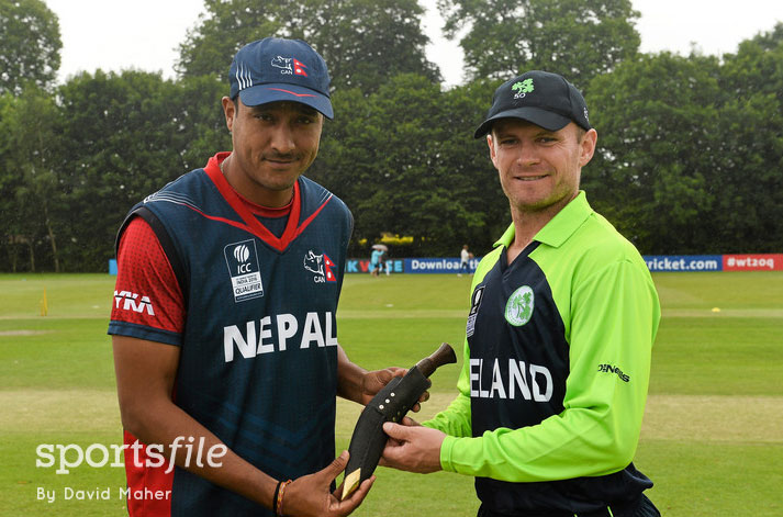 Nepal's captain Paras Khadka gift Khukuri as souvenir to Ireland's captain William Porterfield (right) and before the coin toss. Photo: ICC/SPORTSFILE