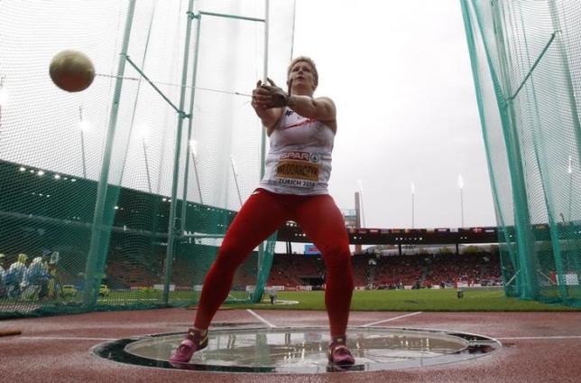 Anita Wlodarczyk of Poland competes in a women's hammer throw qualification during the European Athletics Championships at the Letzigrund Stadium in Zurich in this file photo taken on August 13, 2014.  Photo: Reuters