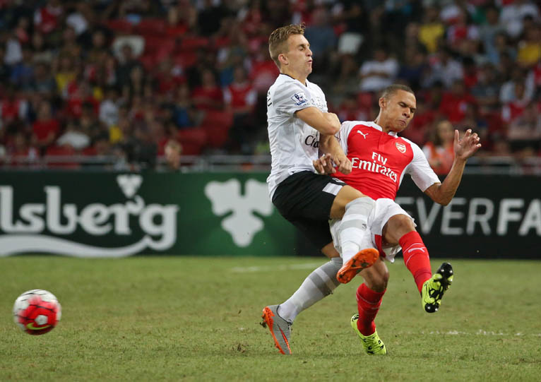 Arsenal's Kieran Gibbs in action against Gerard Deulofeu of Everton. Photo: Reuters/Filen