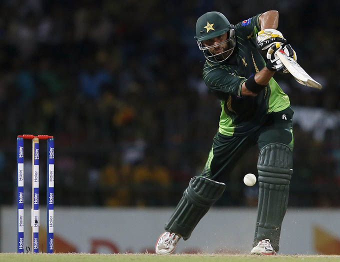 Pakistan's Shahid Afridi hits a boundary during their second Twenty20 cricket match against Sri Lanka in Colombo August 1, 2015.  Photo: Reuters