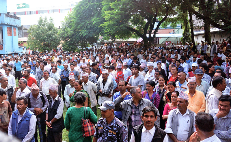 Well-wishers gathering to pay their last respects to Nepali Congress leader of Kaski late Ramji Poudel at the district party office, in Chilepdhunga, Kaski, on Saturday. Photo: THT