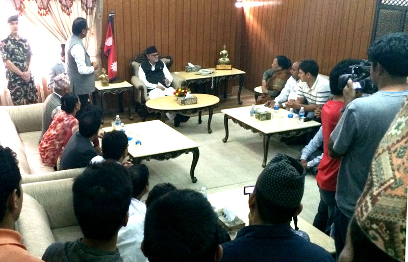 PM Sushil Koirala responds to a delegation of leaders from Baglung district, at his residence in Baluwatar of Kathmandu, on Saturday, August 29, 2015. Photo: PM's Secretariat 