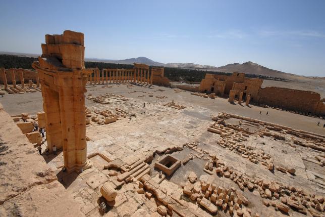A general view of the Temple of Bel in the historical city of Palmyra April 18, 2008. REUTERS/Omar Sanadiki/Files
