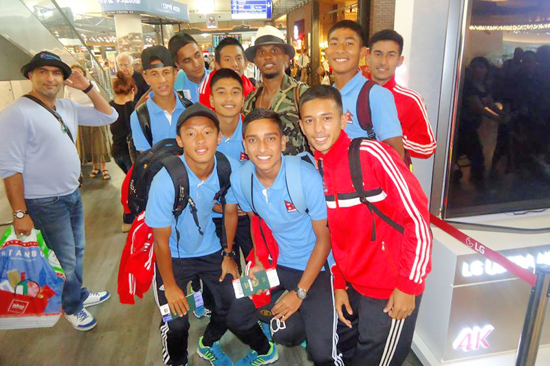 Nepal-16 team members pose with Cameroon international footballer Sameul Eto's at Istanbul Airport on Monday. Nepal are in Kyrgyzstan to participate in the AFC-16 Qualifiers from September 16-20 in Bishkek. Courtesy: Madhusudan Pyakurel