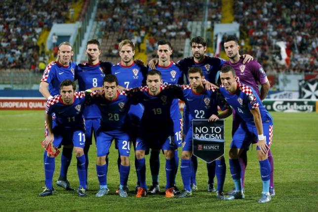Croatia's players pose for a team photo before their Euro 2016 Group H qualification soccer match against Malta at the National Stadium in Ta' Qali, outside Valletta, Malta, October 13, 2015. REUTERS/Darrin Zammit Lupi