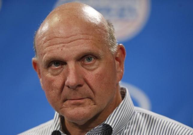 Steve Ballmer speaks at a news conference after being introduced at a Los Angeles Clippers' fan event at the Staples Center in Los Angeles, California on August 18, 2014. Photo: Reuters