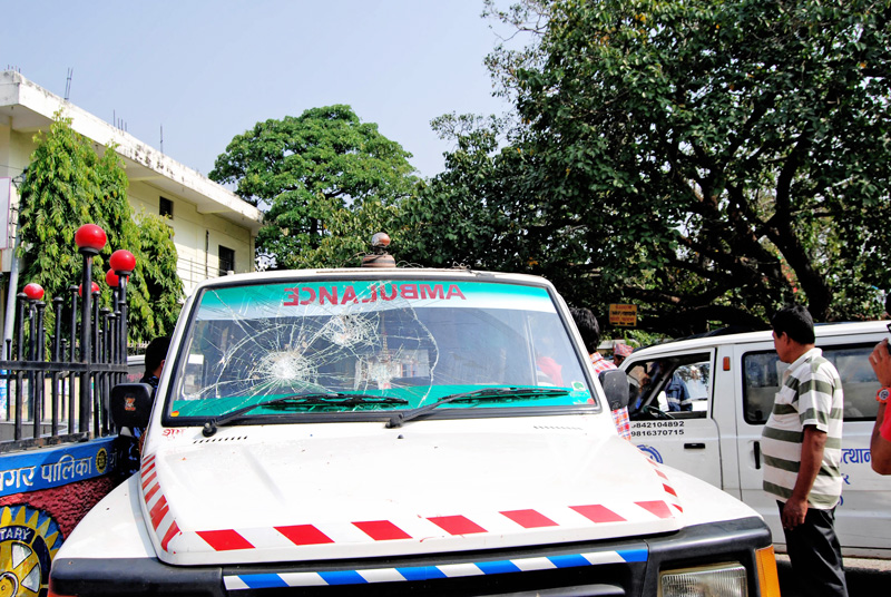 An ambulance that was vandalised by the activists of the agitating UDMF at Katahari in Morang on Friday. Photo: THT