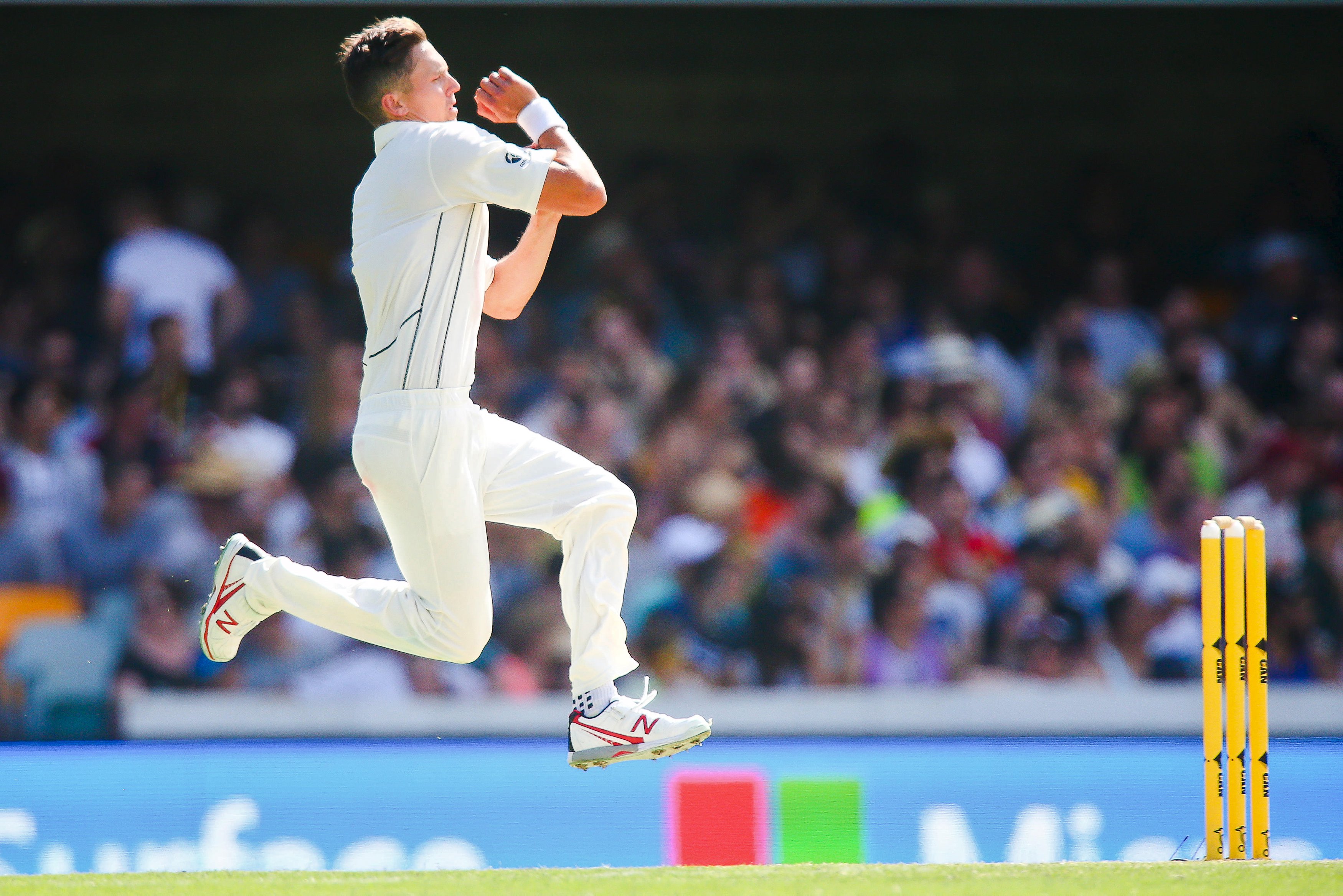 New Zealand bowler Trent Boult leaps during his bowling action, during the first cricket test match between Australia and New Zealand in Brisbane November 7, 2015. Photo: Reuters