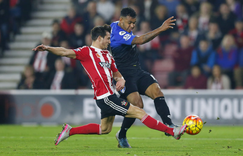 Southampton v AFC Bournemouth - Barclays Premier League - St Mary's Stadium - 1/11/15 Southampton's Cedric Soares in action with Bournemouth's Joshua King. Photo: Reuters