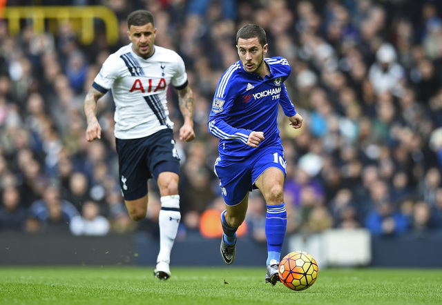Chelsea's Eden Hazard in action with Tottenham's Kyle Walker during Barclays Premier League Game at White Hart Lane on Sunday, November 29, 2015. Photo: Reuters