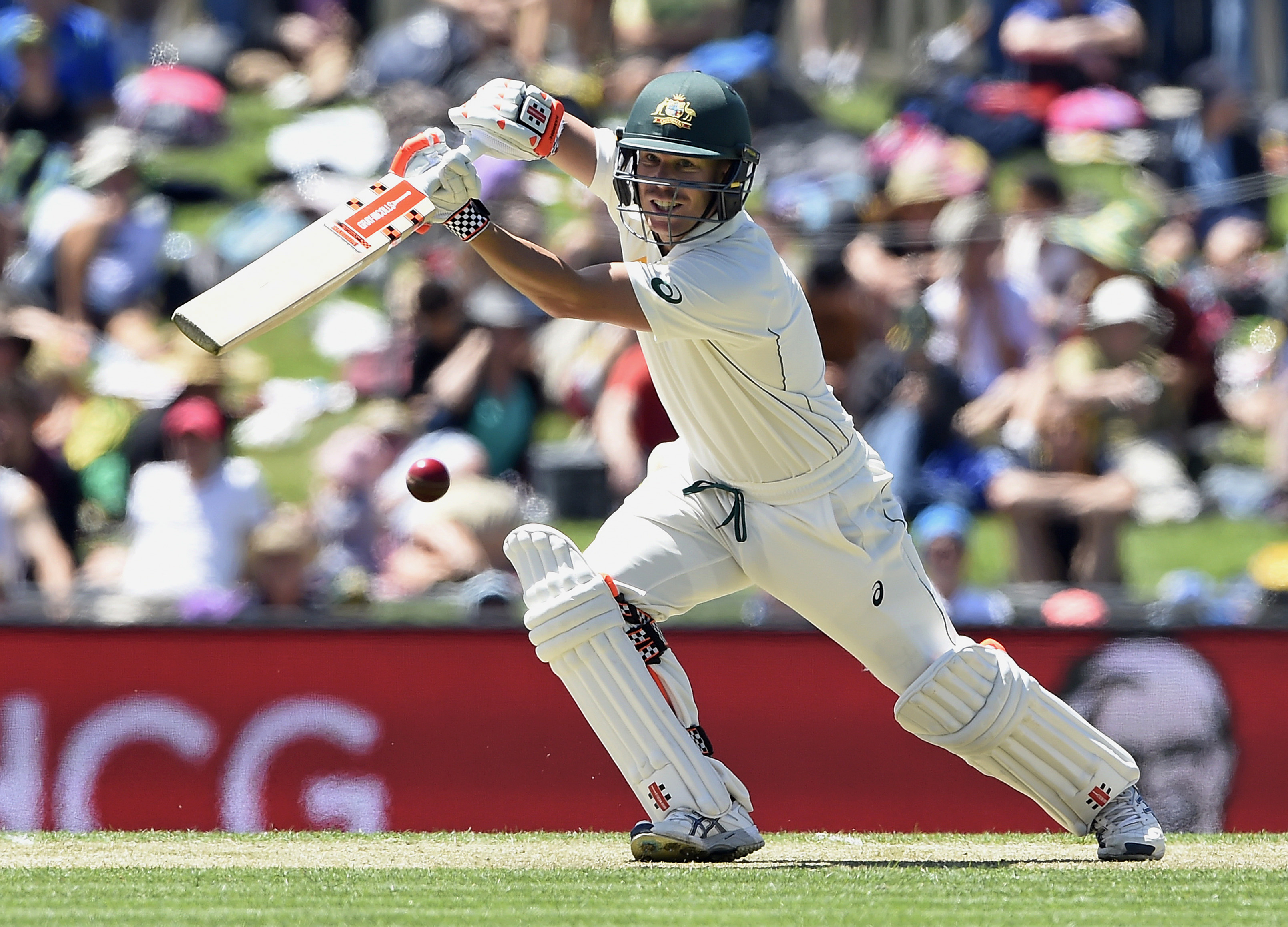 Australia's David Warner bats against the West Indies during their cricket test match in Hobart, Australia, Thursday, Dec.10, 2015. Photo: AP