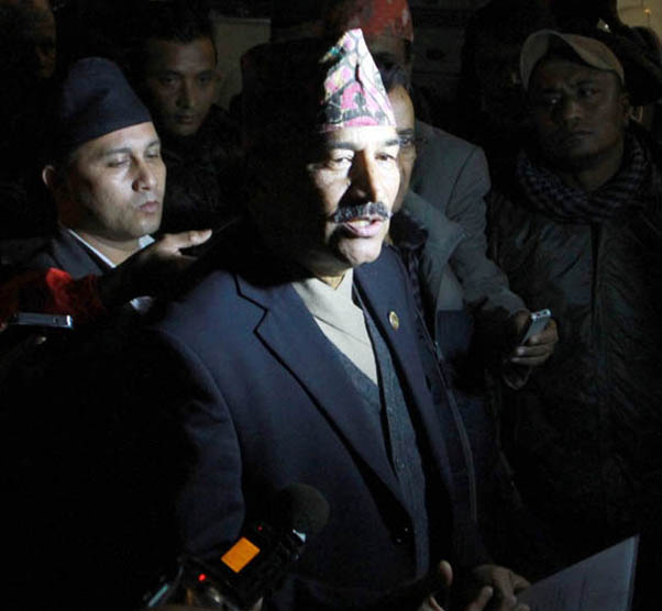 Deputy Prime Minister Kamal Thapa briefing the media about the major parties' decision regarding the resolution of Madhes agitation, at Prime Minister's official residence in Baluwatar on Friday evening, December 4, 2015. Photo: RSS
