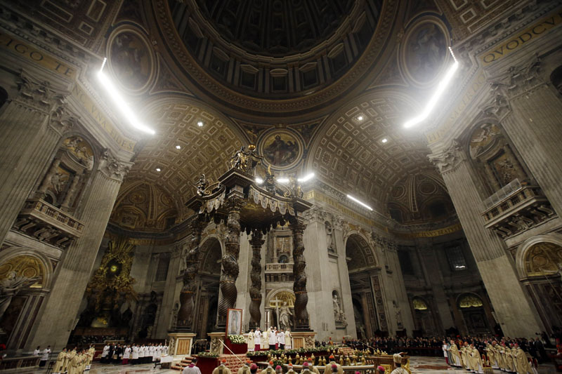 Pope Francis celebrates a mass on the occasion of the Virgin Mary of Guadalupe festivity in St. Peter's Basilica, at the Vatican on Saturday, December 12, 2015. Photo: AP