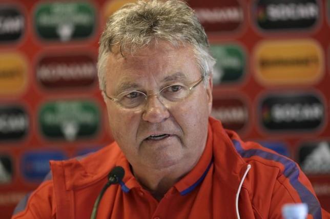 Netherlands' soccer team coach Guus Hiddink speaks during a news conference in Riga, Latvia, June 11, 2015. Photo: REUTERS