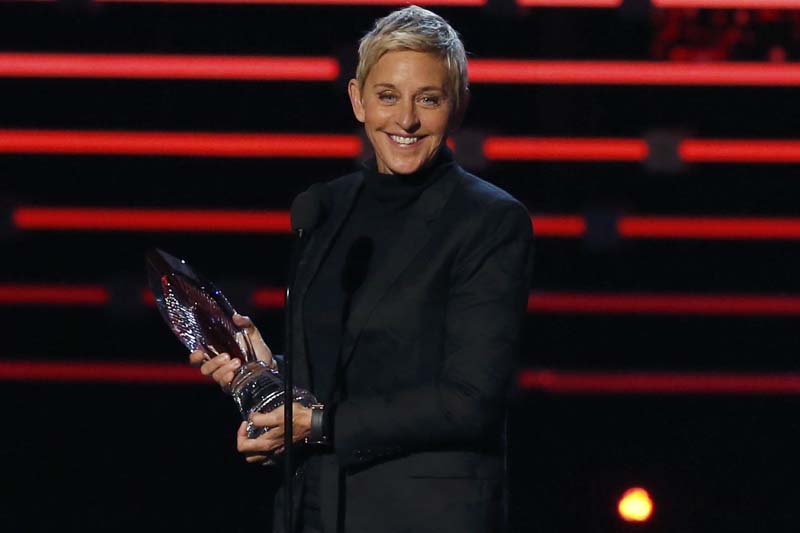 Ellen DeGeneres accepts the humanitarian award at the People's Choice Awards 2016 in Los Angeles, California January 6, 2016. Photo: Reuters