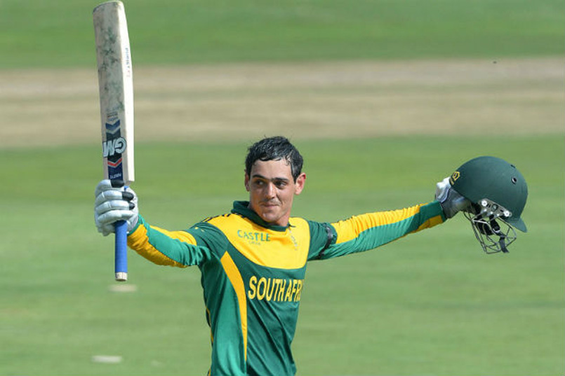 File photo of South African batsman Quinton de Kock acknowledges the crowd after reaching his century. Photo: Reuters