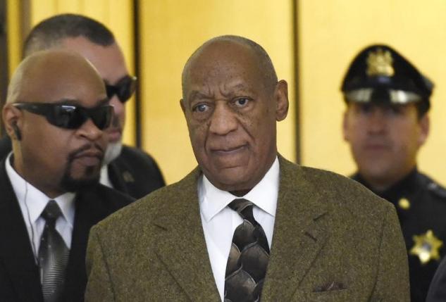 Actor Bill Cosby (2nd R) arrives for hearing on at Montgomery County Courthouse in Norristown, Pennsylvania February 2, 2016.  REUTERS/Clem Murray/Pool