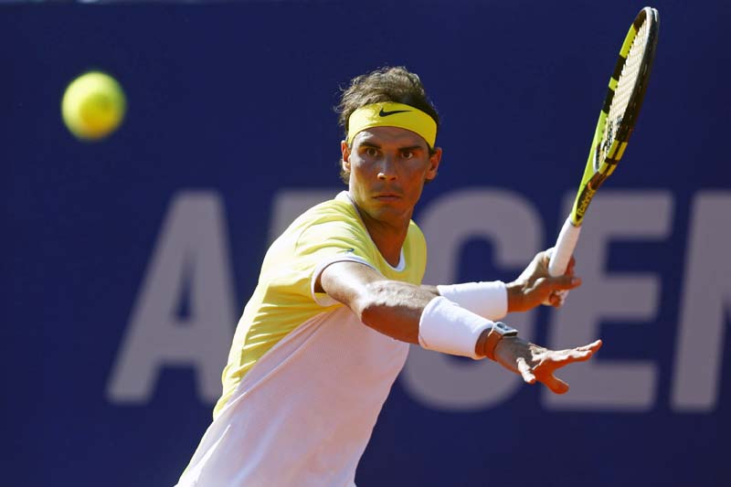 Spain's Rafael Nadal plays a shot during his tennis match against Italy's Paolo Lorenzi at the ATP Argentina Open in Buenos Aires, on February 12, 2016. Photo: Reuters