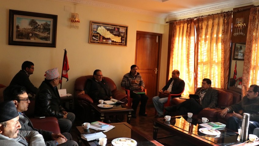 Ministers, province in-charges and secretaries apprising the party's standing committee of their performance in the government on Sunday, February 21, 2016. Photo: Pushpa Kamal Dahal's Secretariat 