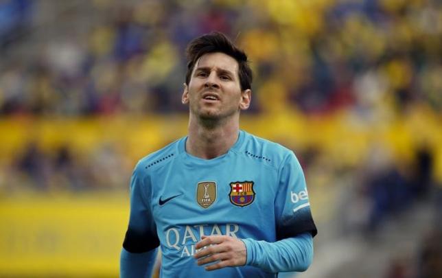 Barcelona's Lionel Messi reacts during match against Las Palmas for Spanish Liga BBVA at Gran Canaria stadium of Las Palmas de Gran Canaria on February 20, 2016. Photo: Reuters
