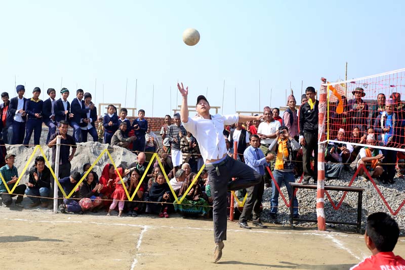 British Prince Harry playing volleyball with the local students of Gainda Secondary School in Okhare of  Lamjung, on Tuesday, March 22, 2016. Photo: RSS