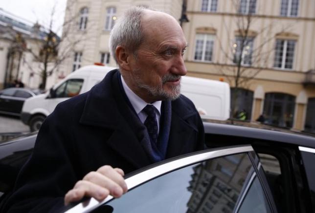 Defence Minister Antoni Macierewicz  in front of the Presidential Palace in Warsaw, Poland March 10, 2016. REUTERS/Kacper Pempel/Files