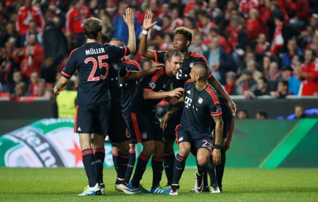 Football Soccer - Benfica v Bayern Munich - UEFA Champions League Quarter Final Second Leg - Estadio da Luz - 13/4/16nBayern Munich's Arturo Vidal celebrates scoring their first goalnReuters / Paul HannanLivepic