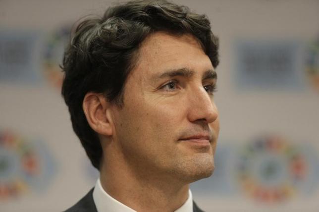 Canadian Prime Minister Justin Trudeau speaks during a press conference held on the sidelines of the Paris Agreement on climate change held at the United Nations Headquarters in Manhattan, New York, U.S., April 22, 2016. REUTERS/Brendan McDermid