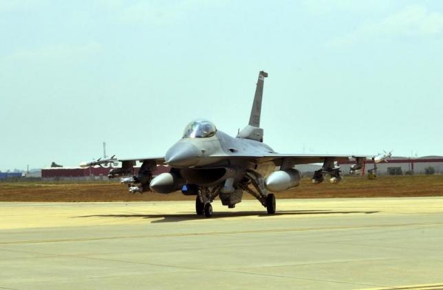 A U.S. Air Force F-16 Fighting Falcon from Aviano Air Base, Italy, is seen at Incirlik Air Base, Turkey, after being deployed, in this U.S. Air Force handout picture taken August 9, 2015.  REUTERS/U.S. Air Force/Senior Airman Michael Battles/Handout