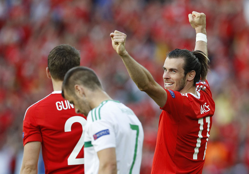 Wales' Gareth Bale celebrates at the end of Euro 2016 round of 16 soccer match between Wales and Northern Ireland, at the Parc des Princes stadium in Paris, Saturday, June 25, 2016. Photo: Reuters