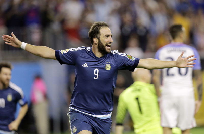 FILE - Argentina forward Gonzalo Higuain celebrates his goal against the United States during a Copa America Centenario soccer semifinal in Houston, on June 21, 2016. Photo: AP