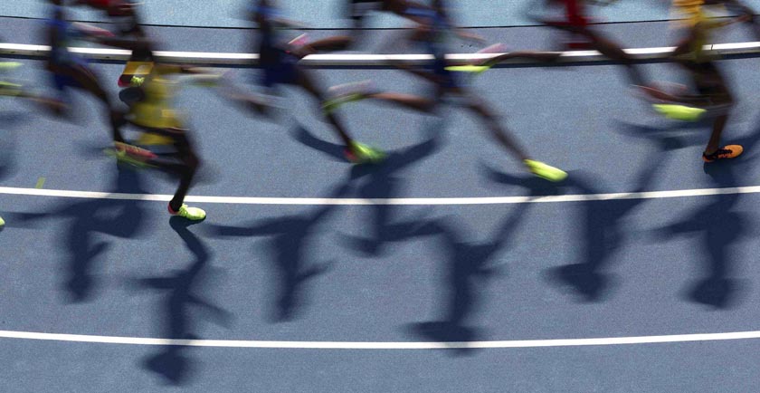 Athletes compete. Photo: Reuters