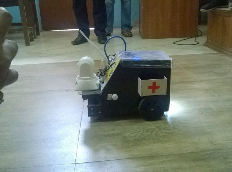 A robot prepared by students of the Nepal Polytechnic Institute. Photo: Tilak Ram Rimal/THT