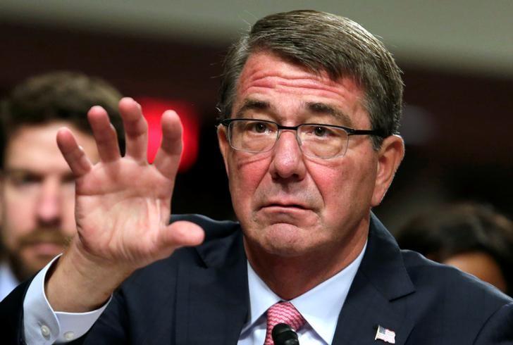 FILE PHOTO --  U.S. Defense Secretary Ash Carter testifies before a Senate Armed Services Committee hearing on National Security Challenges and Ongoing Military Operations on Capitol Hill in Washington, U.S., September 22, 2016. REUTERS/Yuri Gripas/File Photo