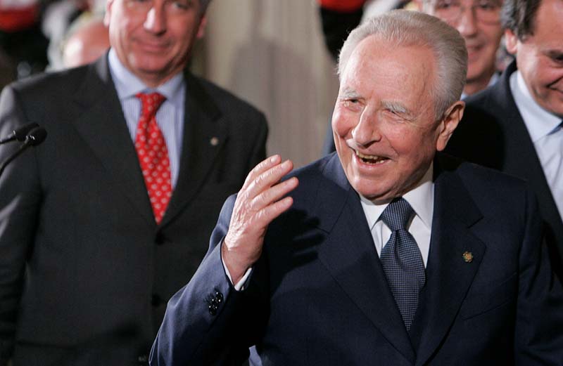 File- Italian former President and senator Carlo Azeglio Ciampi speaks to reporters after consulting with Italian President Giorgio Napolitano at the Quirinale palace in Rome, on February 23, 2007. Photo: Reuters