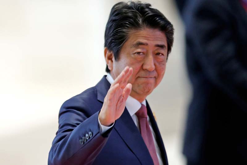 Japan's Prime Minister Shinzo Abe arrives at the ASEAN Summit in Vientiane, Laos on September 7, 2016. Photo: Reuters