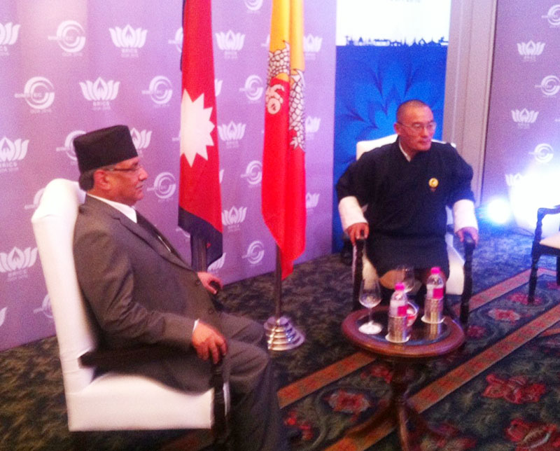 Prime Minister Pushpa Kamal  Dahal (left) meets Bhutanese counterpart Tshering Tobgay to discuss about resolution of Bhutanese refugees problem, on the sideline of BRICS summit of five emerging market economies in Goa, India, on Saturday, October 15, 2016. Photo courtesy: MoFA Nepal