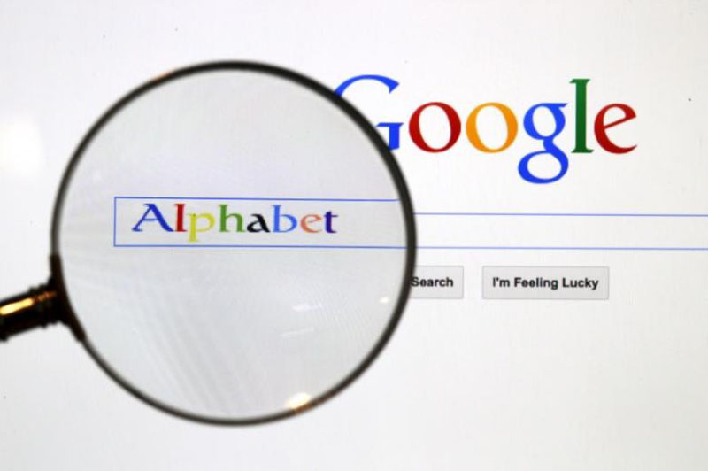 A Google search page is seen through a magnifying glass in this photo illustration taken in Berlin, on August 11, 2015. Photo: Reuters