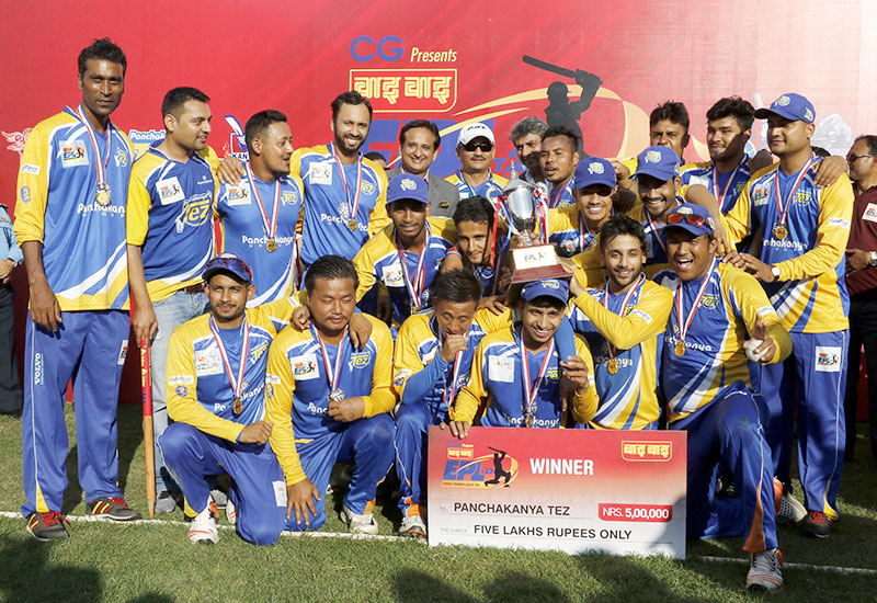 Panchakanya Tez players pose for a photo with officials after winning the Wai Wai Everest Premier League at the Tribhuvan University Stadium in Kathmandu on Monday, October 3, 2016 Photo: Udipt Singh Chhetry/THT