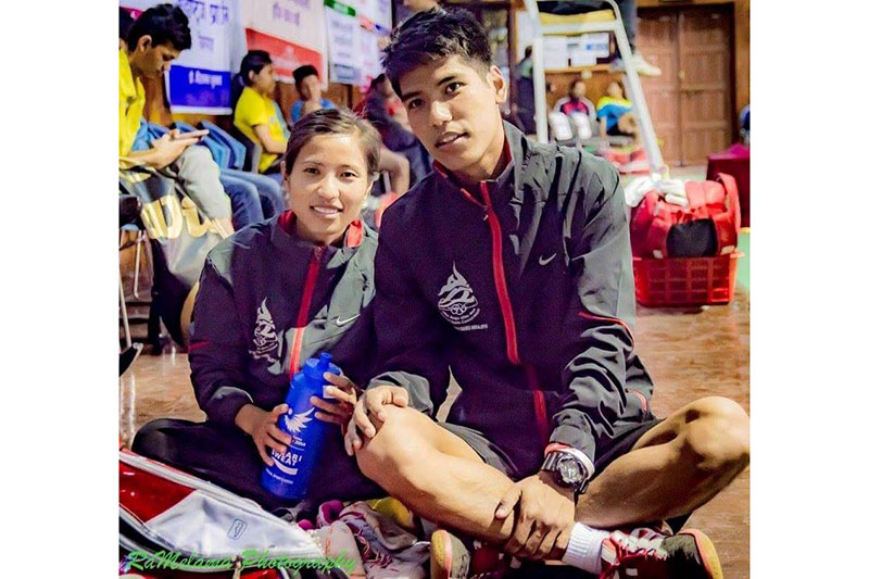 Tamang siblings of Ratnajit and Nangshal advance to the mixed double final of the Yonex Sunrise Pakistan International badminton Series in Islamabad on Thursday, October 20, 2016. Photo: THT